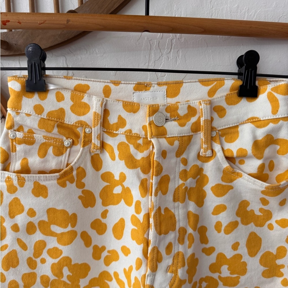 MOTHER The Curbside Heel Fray Straight Leg Jeans Sz 26 Floral Leopard Yellow - Picture 7 of 8